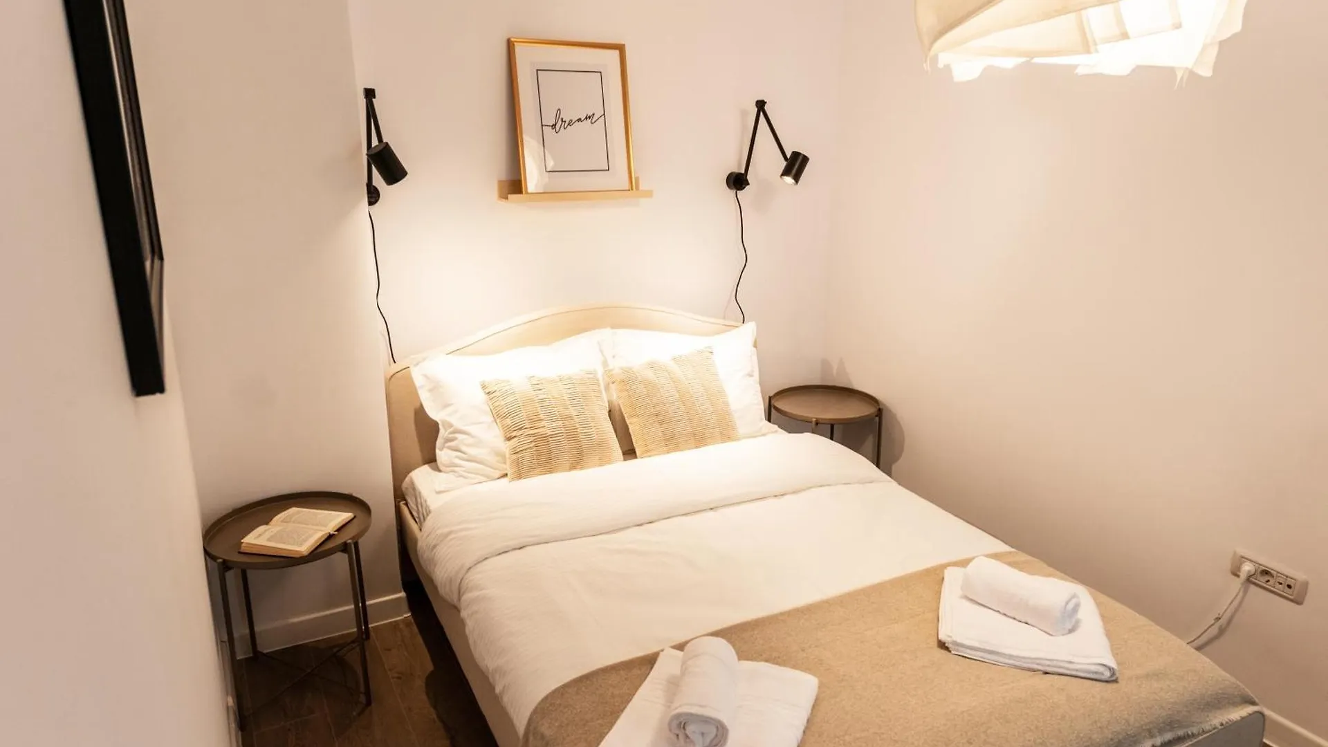 Central Residence Apartment 212, B4 Bukarest