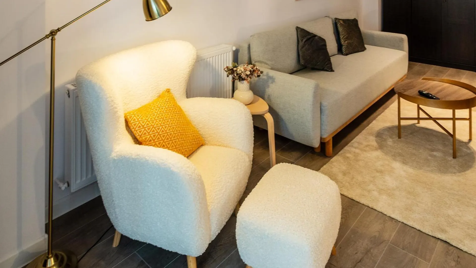 Central Residence Apartment 212, B4 Bukarest